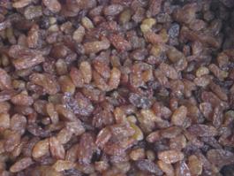 red raisins / sultana
