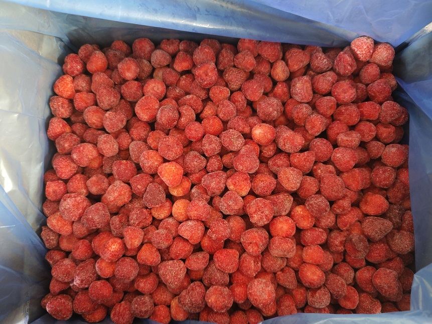 1779431855646399.jpg frozen strawberry.jpg